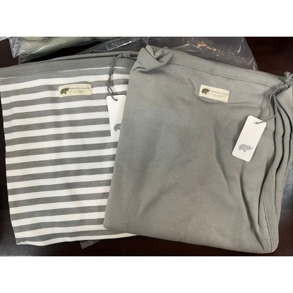 NWT Monica and Andy Organic Cotton 8 piece Blanket and Burp Cloth Bundle - Gende